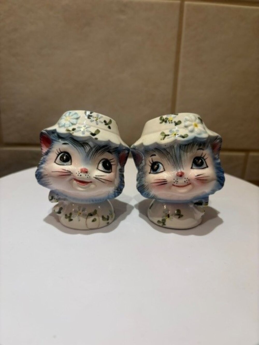 Vintage Lefton Miss Priss Kitty Cat Salt and Pepper Shakers Japan #7873